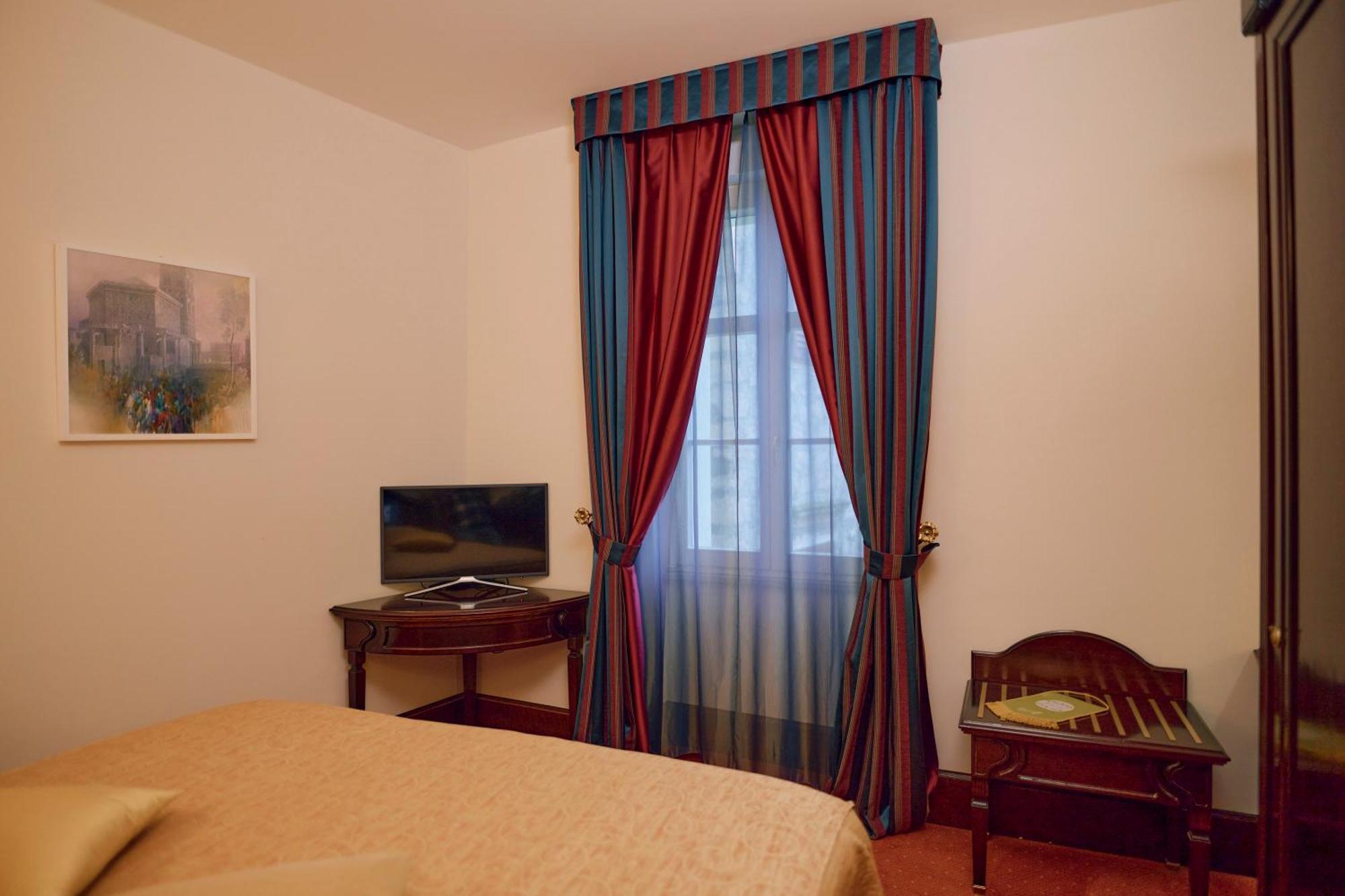 Arbiana Heritage Hotel Rab Town Bilik gambar