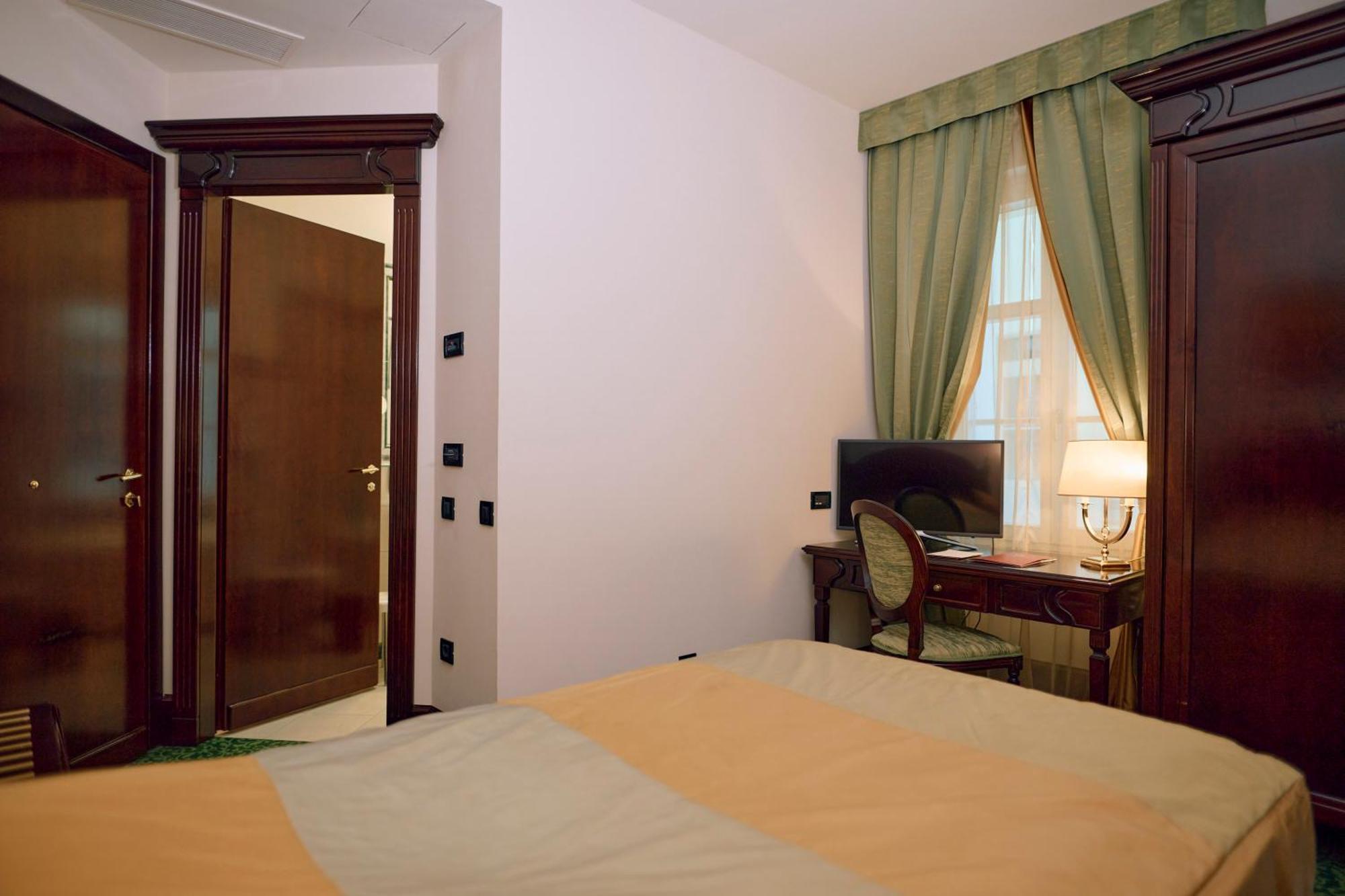 Arbiana Heritage Hotel Rab Town Bilik gambar
